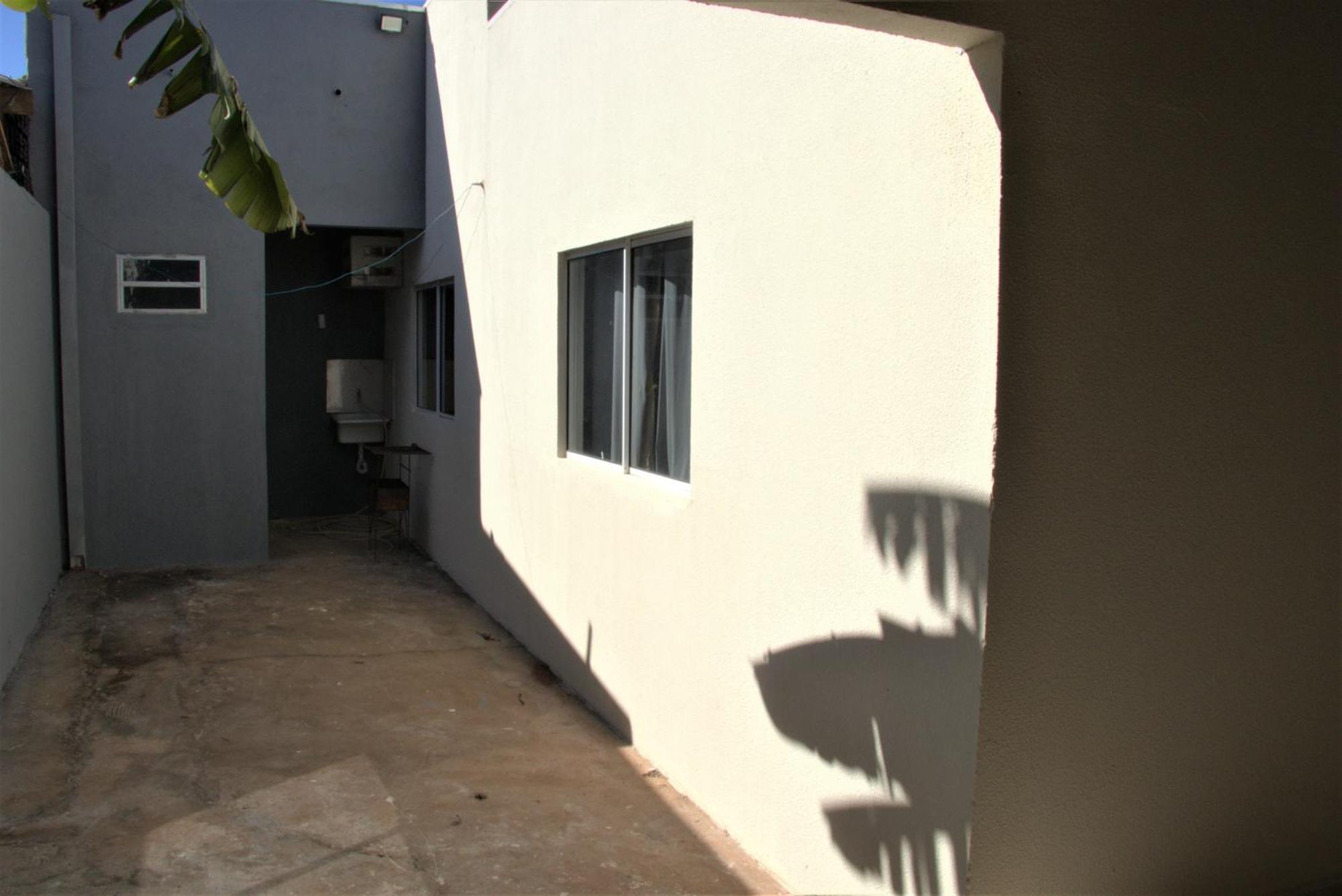 Casa Com 03 Quartos Tendo 02 Com Ar Condicionado No Asfalto A 1,5 Km Do Centro Chapada dos Guimarães Exterior foto